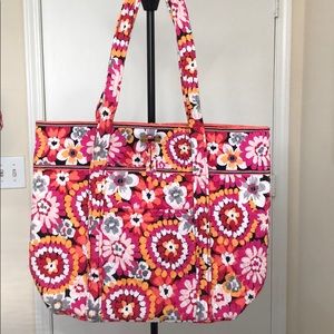 Vera Bradley Vera Tote